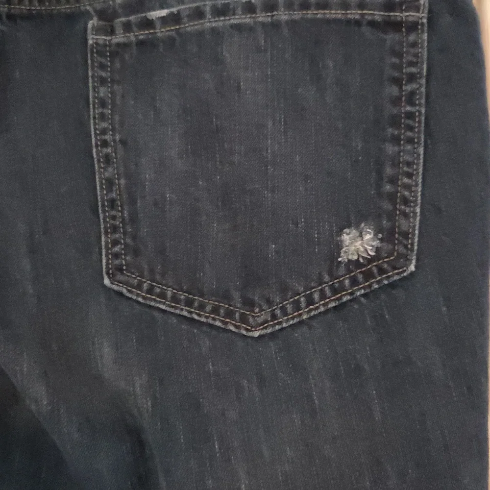 Old Navy Women's Distressed Navy Jeans Size 18R